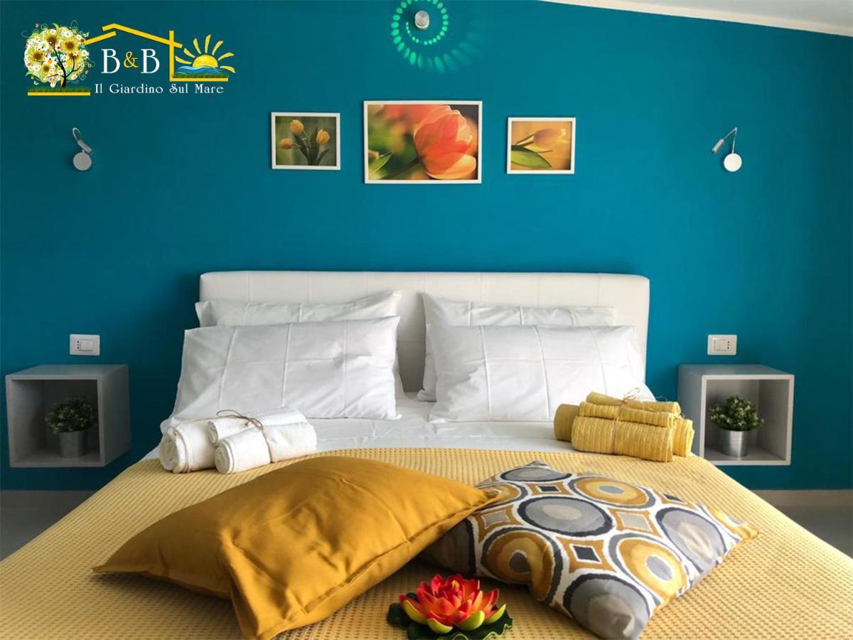 B & B Il Giardino Sul Mare Briatico Eksteriør billede