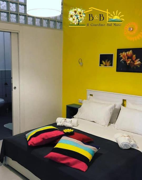 B & B Il Giardino Sul Mare Briatico Eksteriør billede
