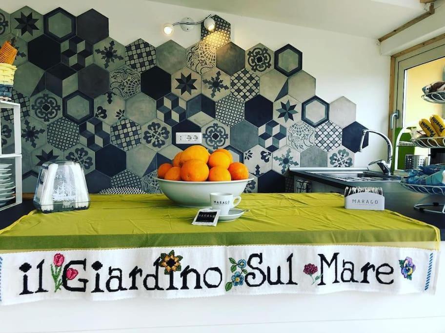 B & B Il Giardino Sul Mare Briatico Eksteriør billede