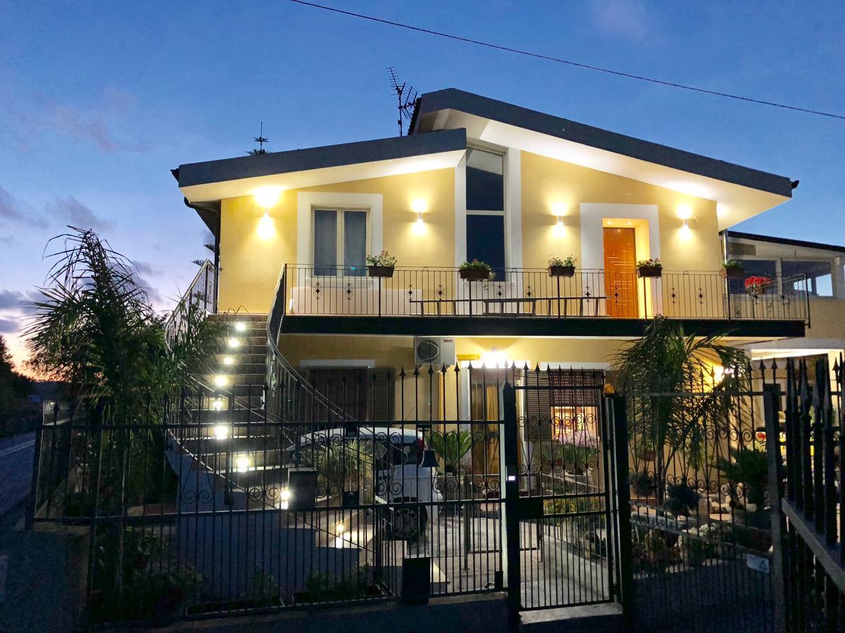 B & B Il Giardino Sul Mare Briatico Eksteriør billede
